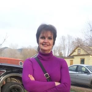 Meet your Posher, April